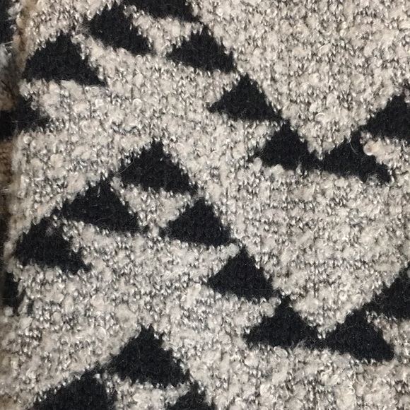 NO BOUNDARIES Aztec Tribal Southwest Boho Cozy Warm Cuddly  Long Line Cardigan - Picture 13 of 16